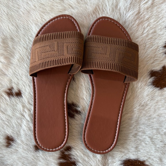 Shoes - Brown Slide Sandals